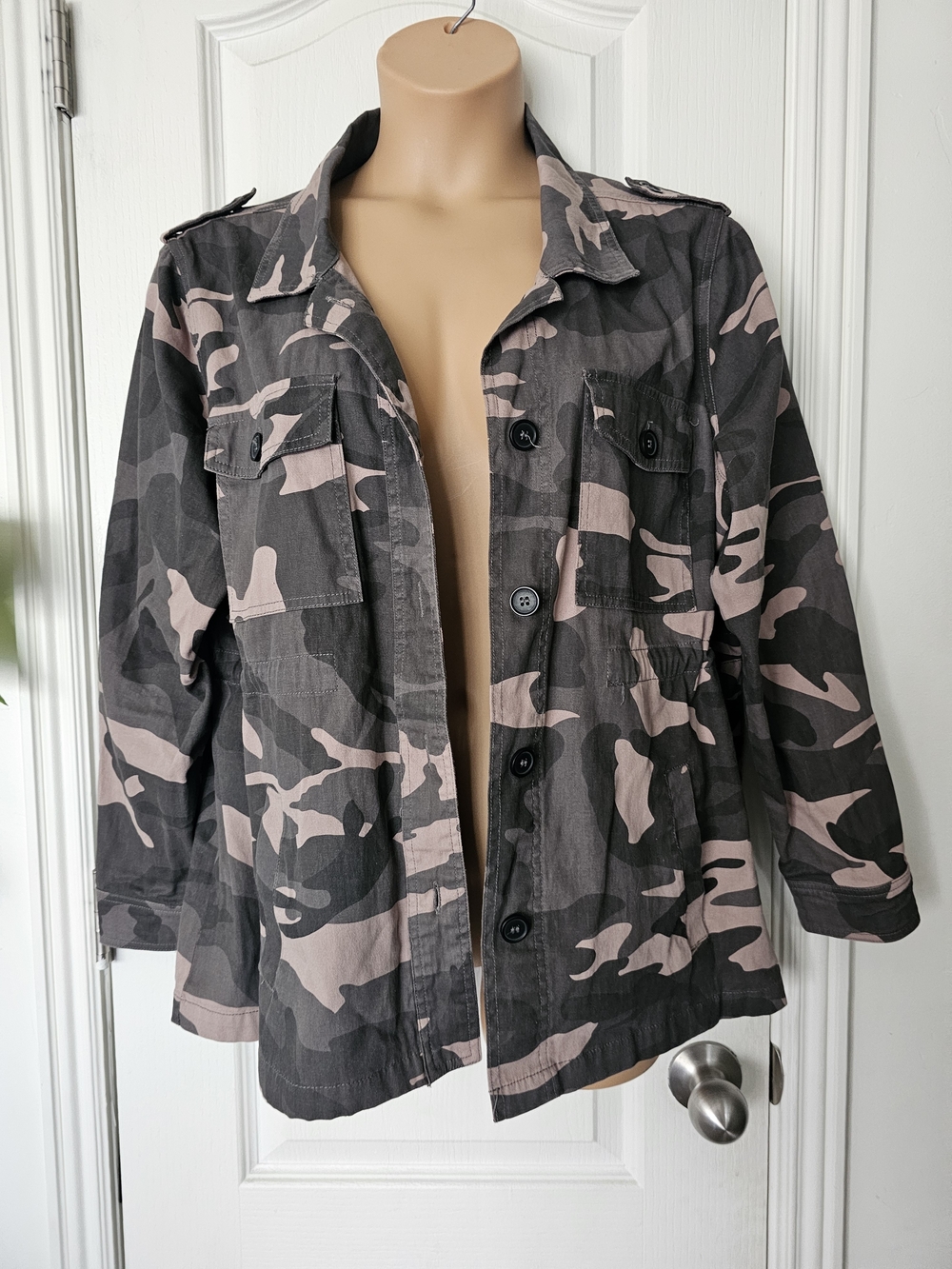 Maurices NWOT Xxl Camo Utility Jacket